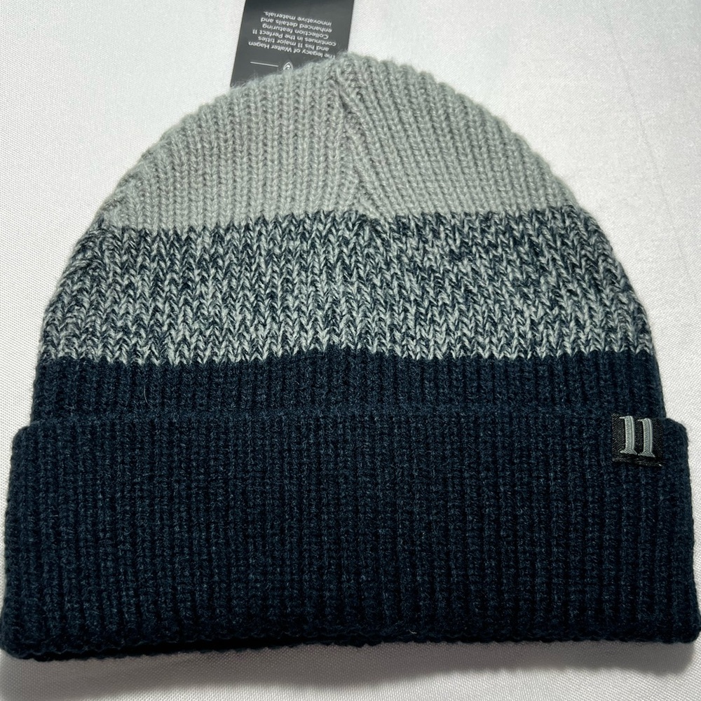 Walter Hagen Men's Golf Beanie knit cuffed hat‎ cozy Two tone navy gray one size